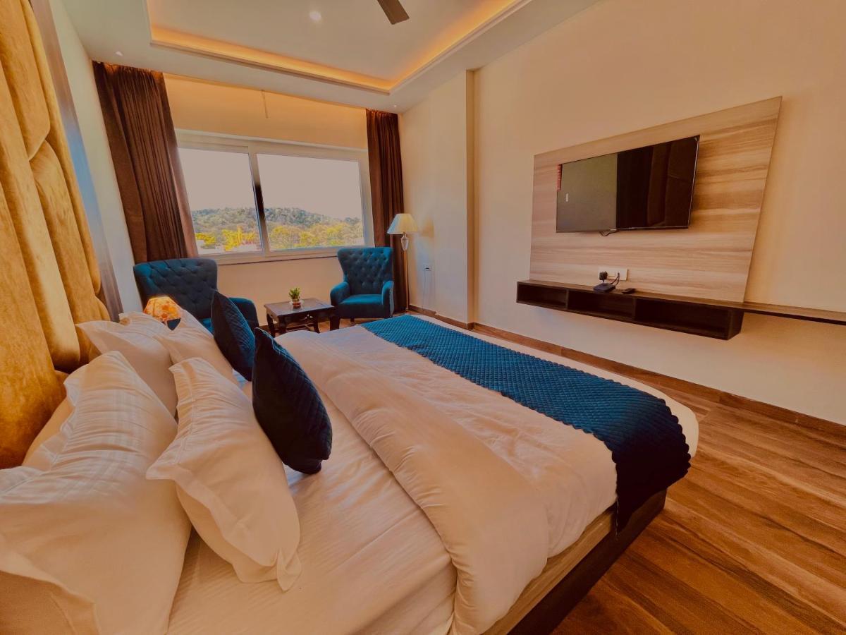 Ganges Blossam - A Four Star Luxury Hotel & Resort หริทวาร ภายนอก รูปภาพ