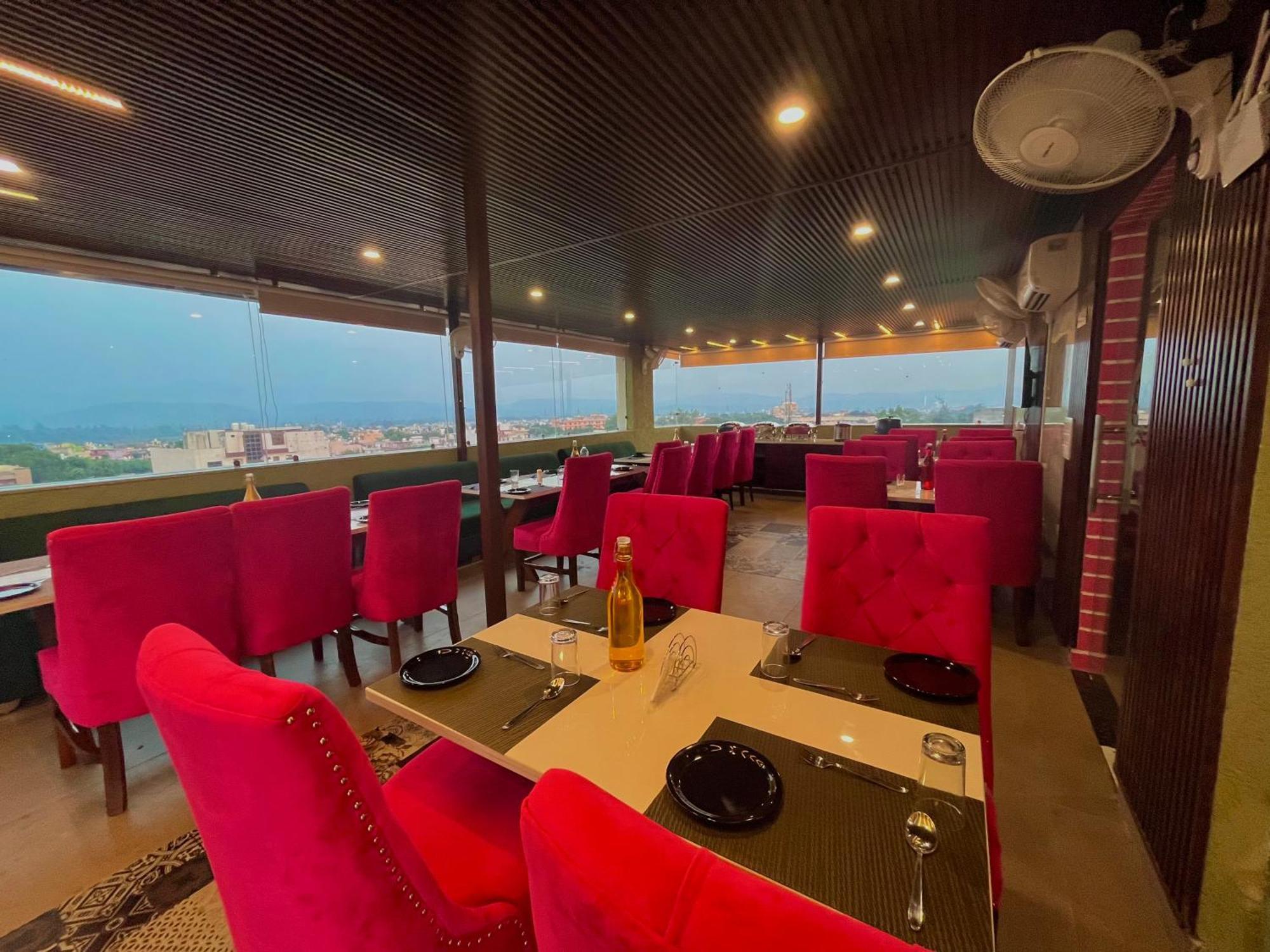 Ganges Blossam - A Four Star Luxury Hotel & Resort หริทวาร ภายนอก รูปภาพ